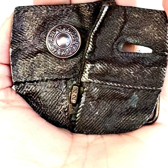 VIntage Bergamot Brass Works 1974 Levi's Jeans Bronze Belt Buckle Collectible - Picture 15 of 16